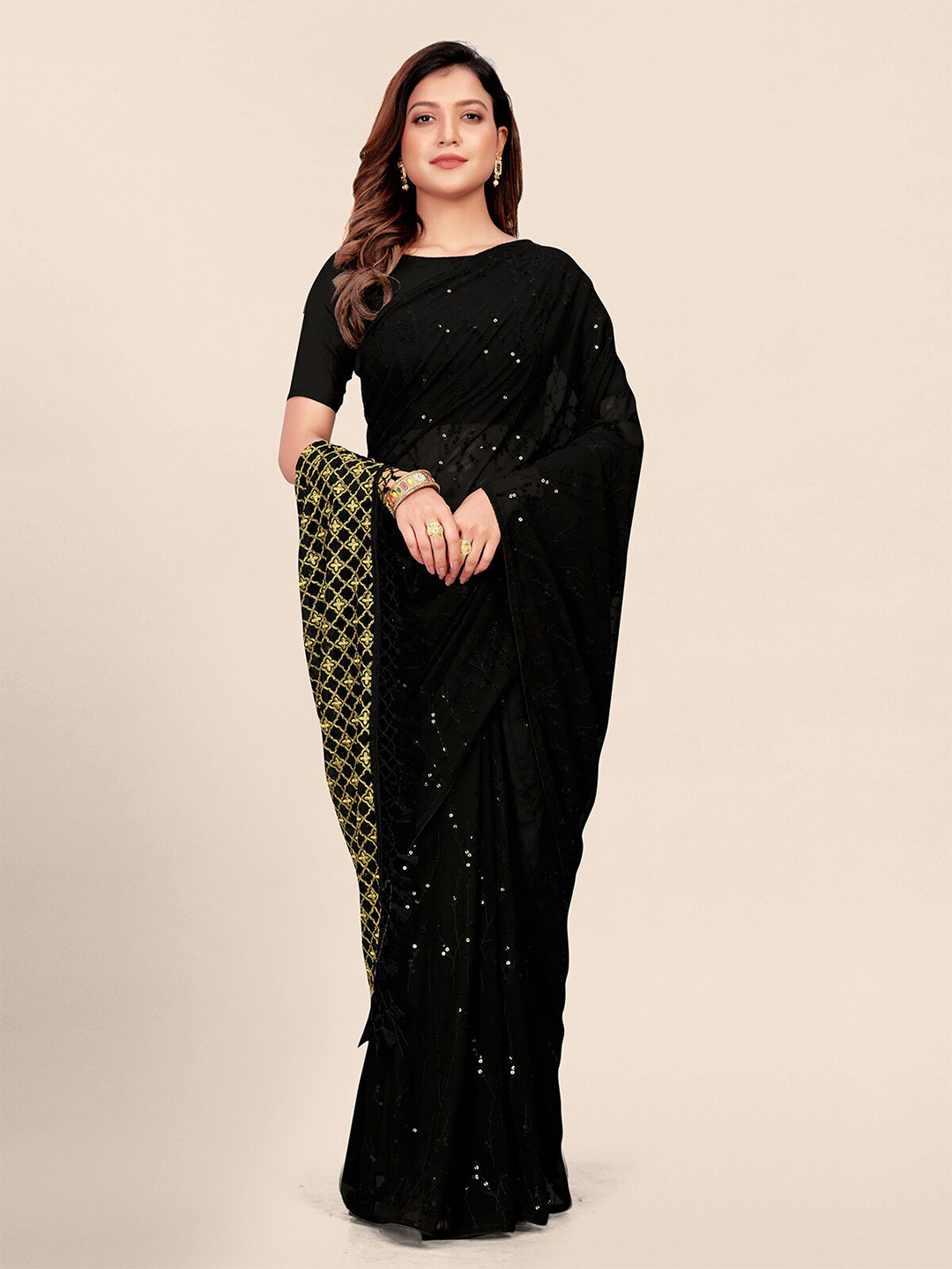

Granthva Fab Embellished Sequinned Pure Georgette Saree, Black