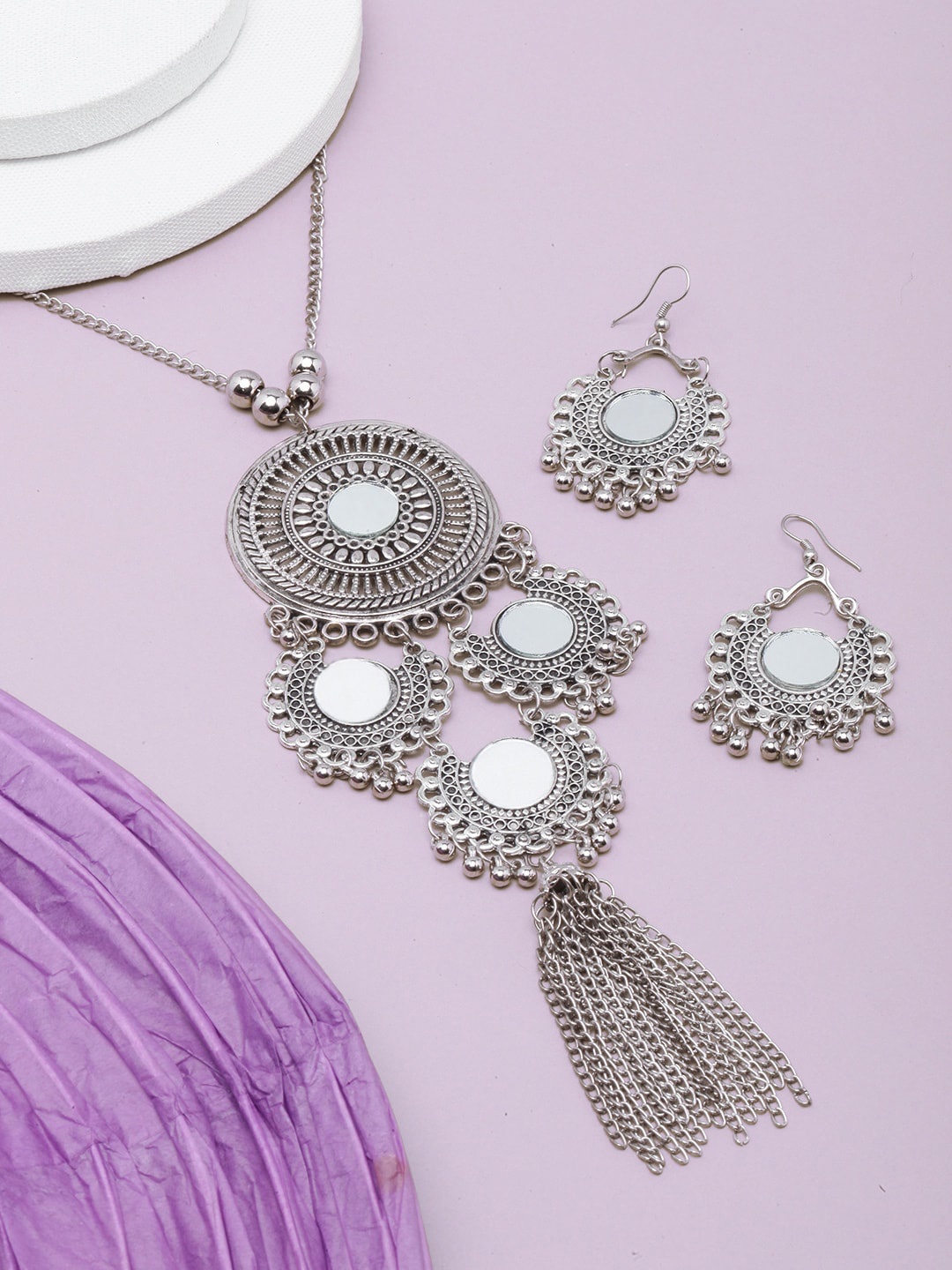 

Sangria Silver-Plated Mirror-Studded Jewellery Set