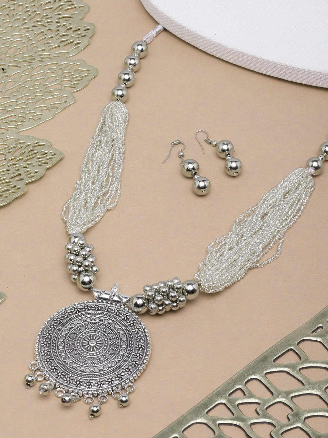 

DIVA WALK Beaded Jewellery Set, White