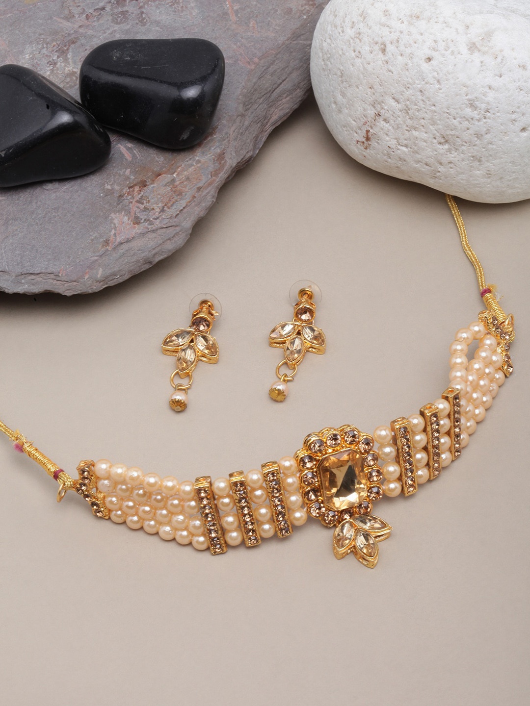 

DIVA WALK Gold-Plated Stone-Studded & Pearl Beaded Jewellery Set