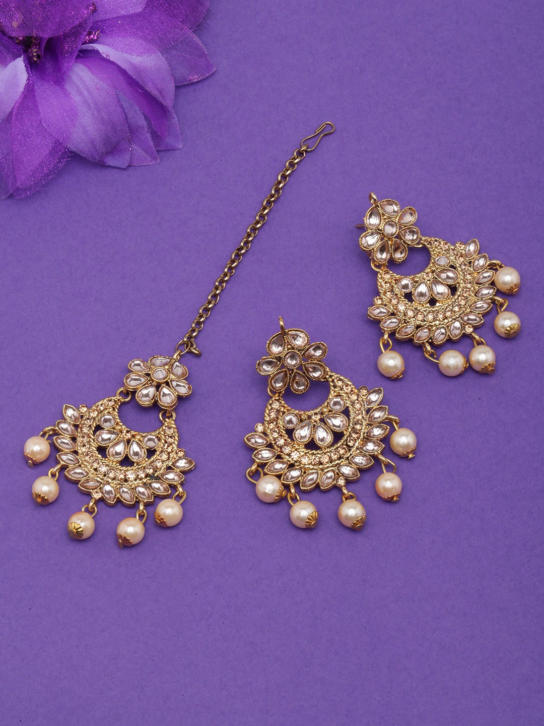 

DIVA WALK Gold-Plated Kundan Studded & Beaded Jewellery Set