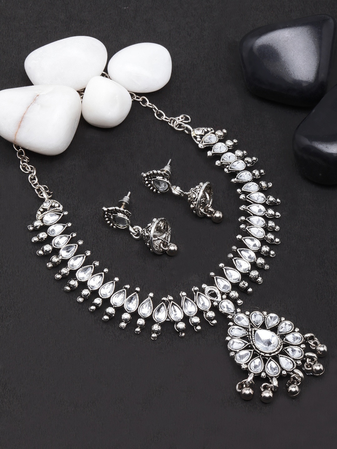 

DIVA WALK Silver-Plated Kundan-Studded Jewellery Set
