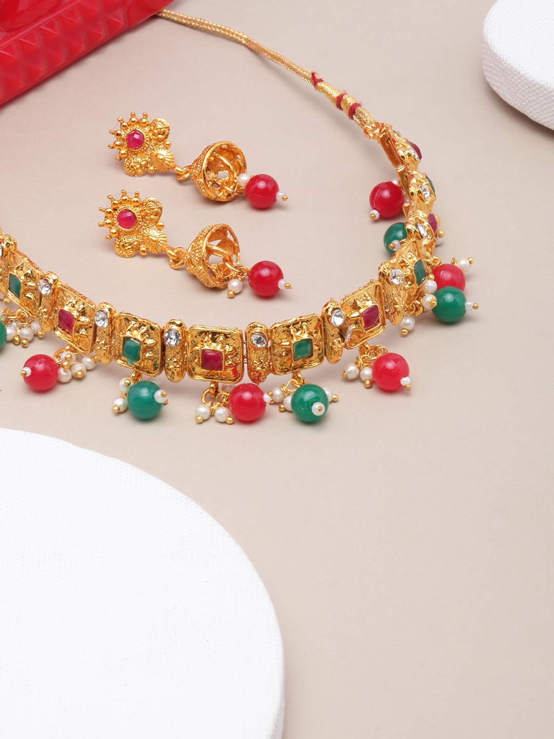 

DIVA WALK Gold-Plated Stone-Studded & Pearl Beaded Jewellery Set
