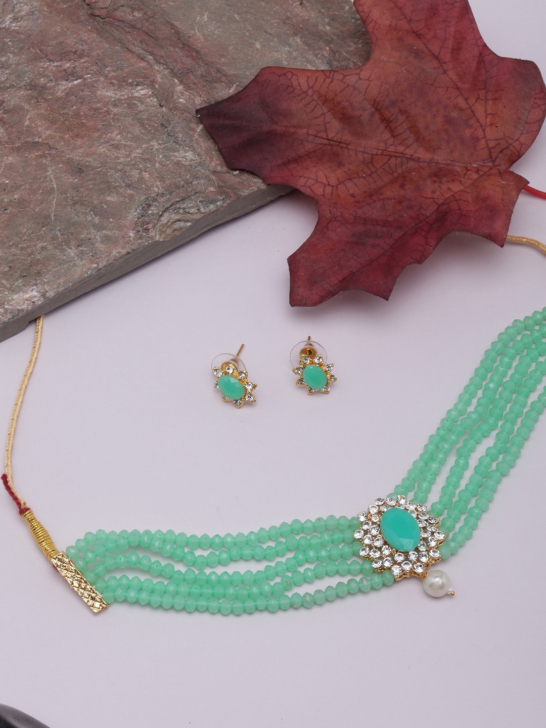 

DIVA WALK Gold-Plated Stone-Studded & Pearl Beaded Jewellery Set