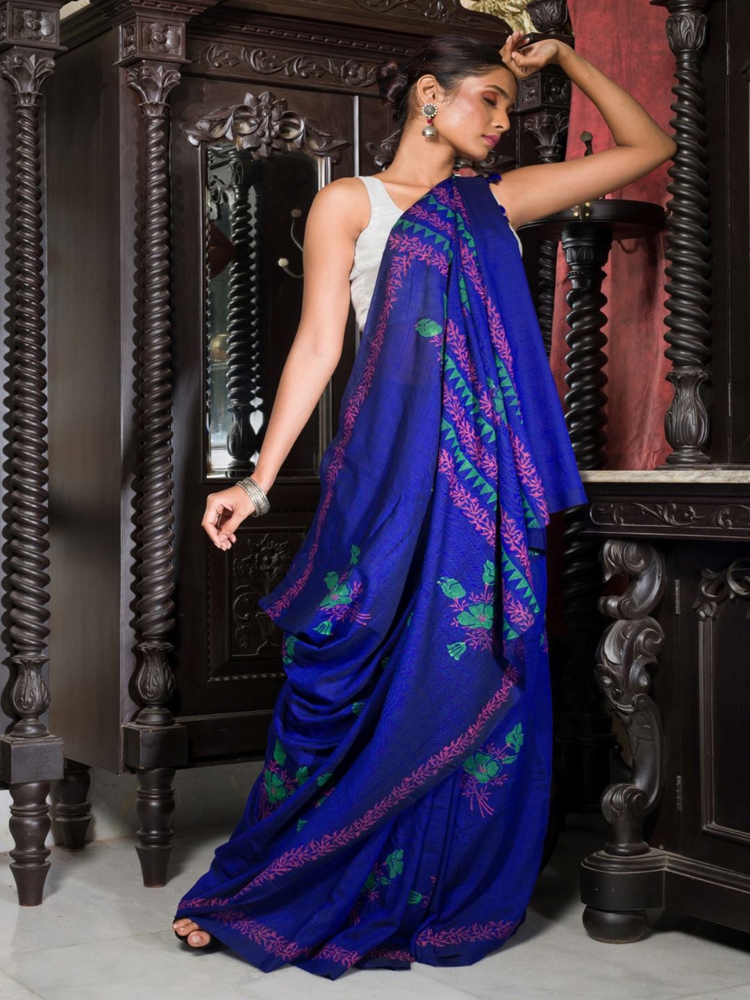 

HERE&NOW Floral Block Print Saree, Blue