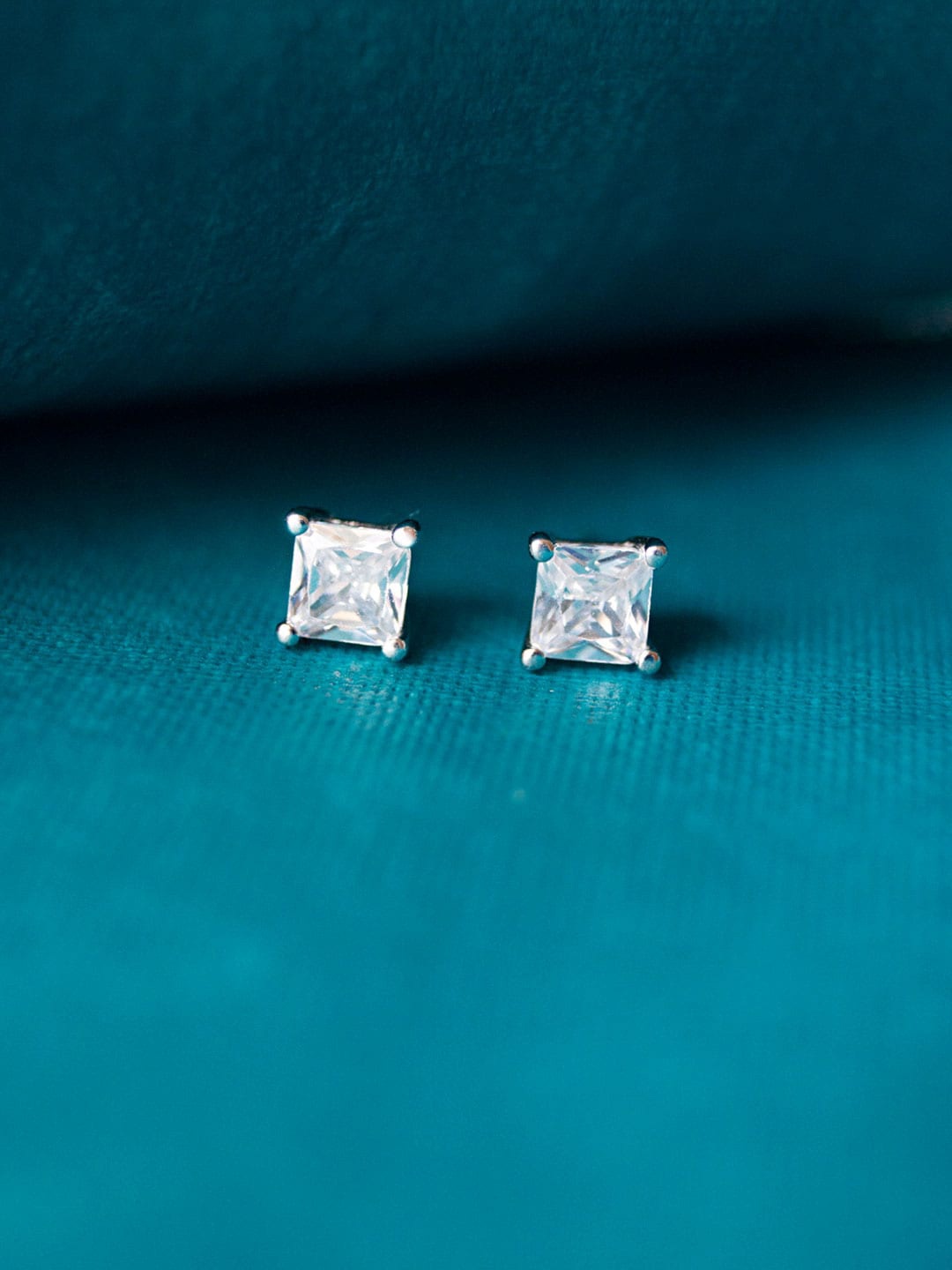

MANNASH Rhodium Plated Square Studs Earrings, Silver