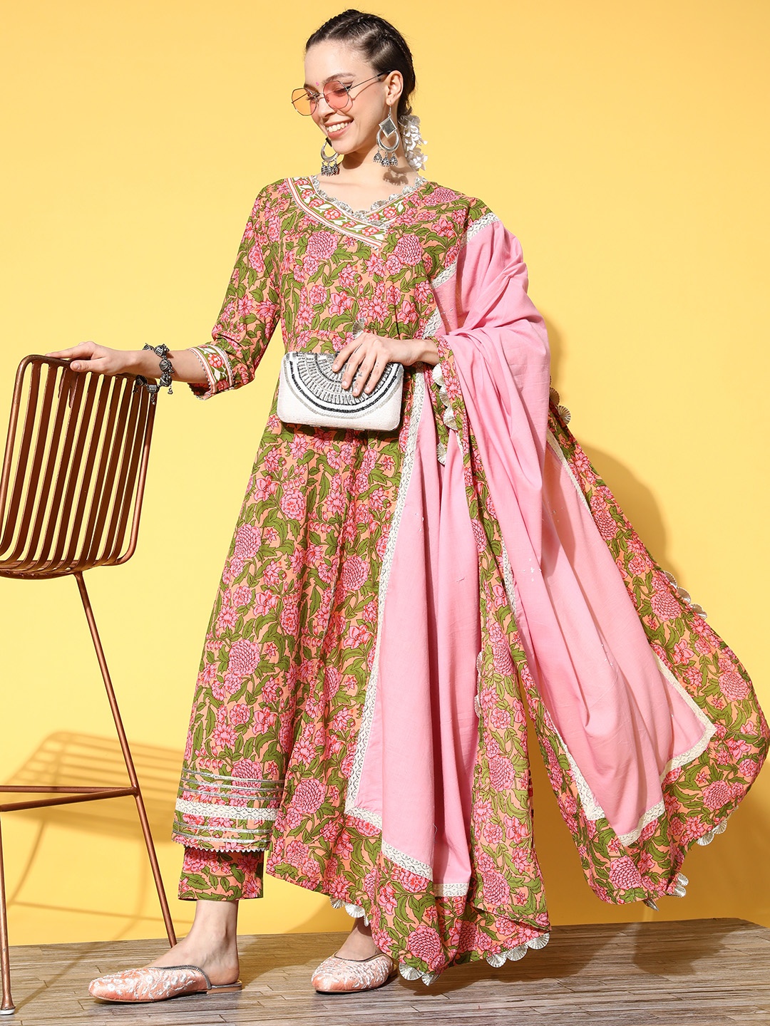 

Saanjh Women Floral Printed Angrakha Pure Cotton Kurta With Trousers & With Dupatta, Pink