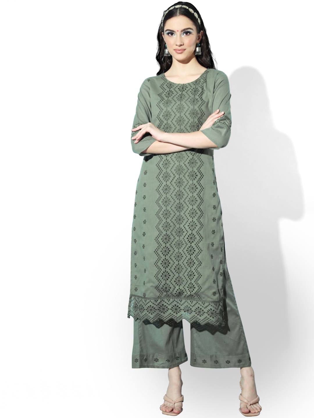 

Shopping Queen Women Green Floral Embroidered Pure Cotton Kurta with Palazzos