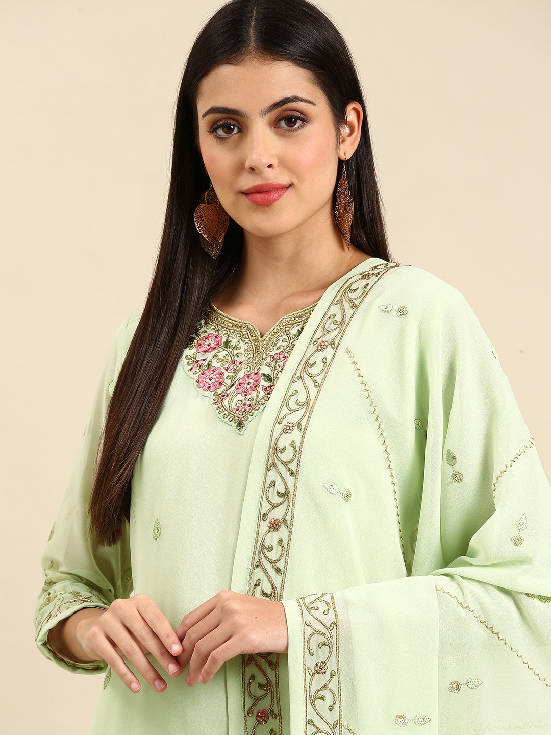 

Shaily Sea Green Embroidered Silk Georgette Unstitched Dress Material