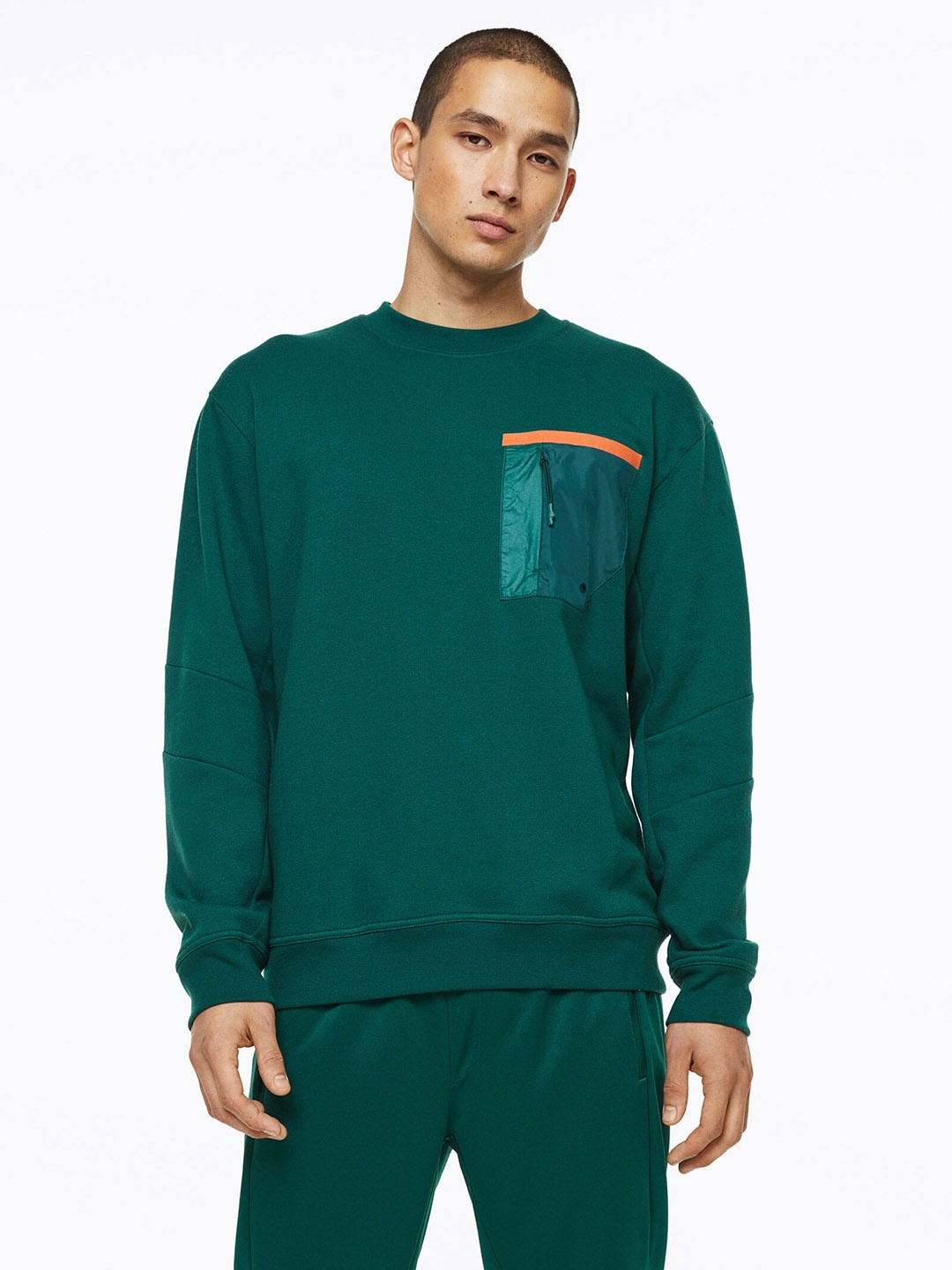 

H&M Men Oversized Sports Sweatshirt In DryMove, Green