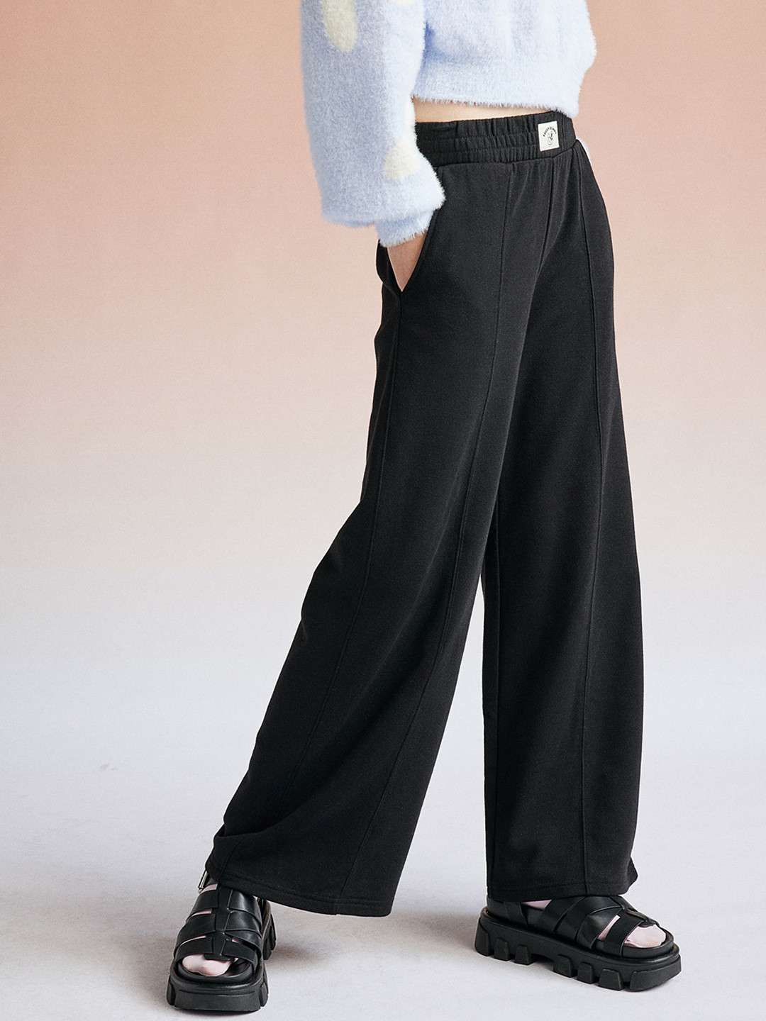 

H&M Women Sweatpants, Black