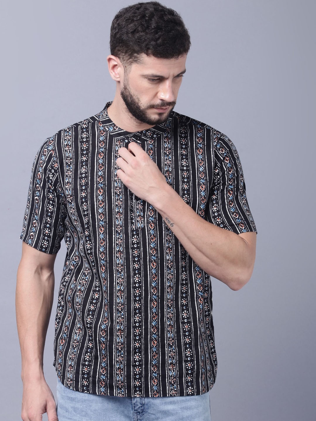 

THE EG STORE Floral Printed Band Collar Straight Cotton Kurta, Black