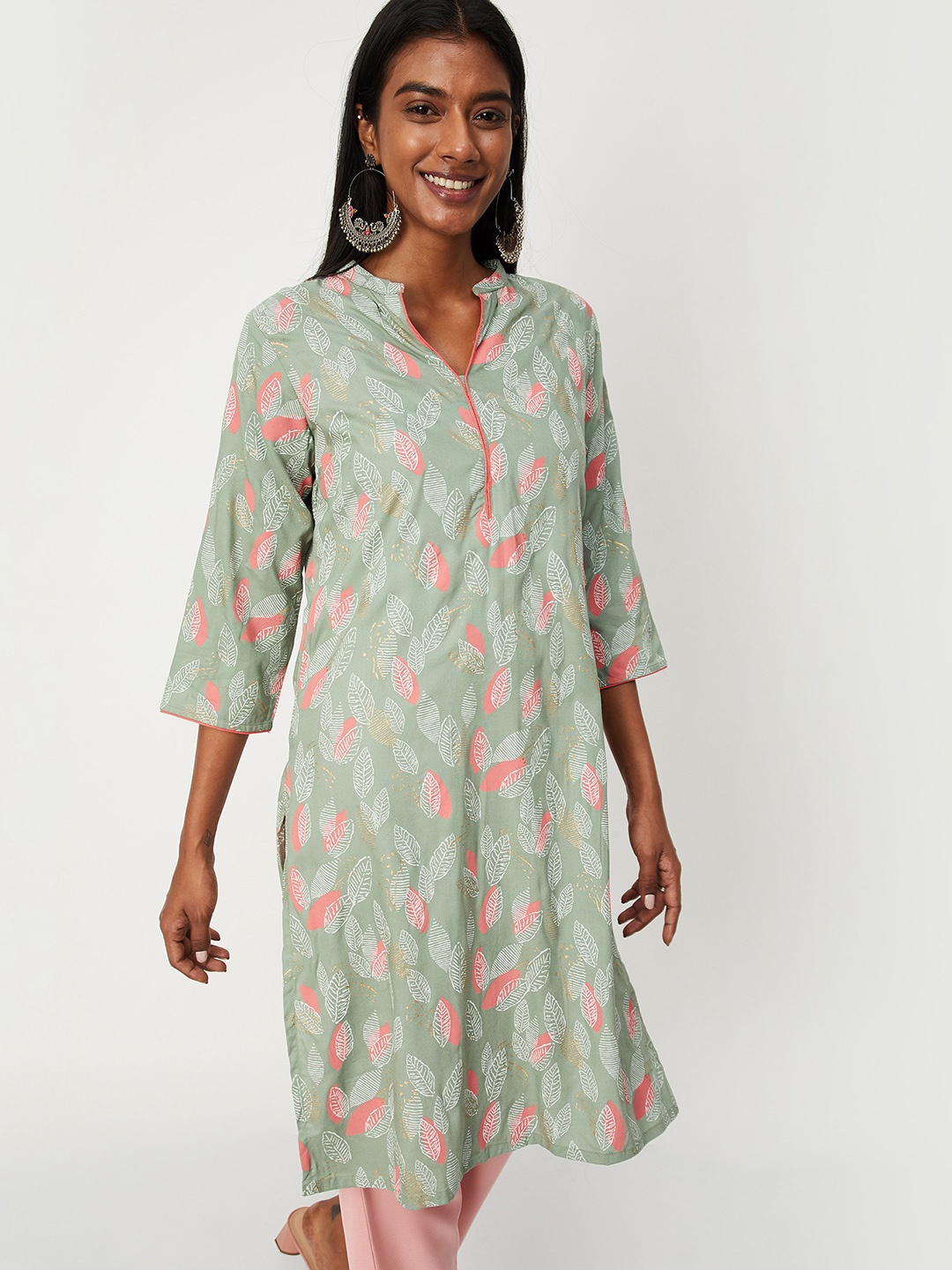 

max Floral Printed Mandarin Collar Kurta, Green