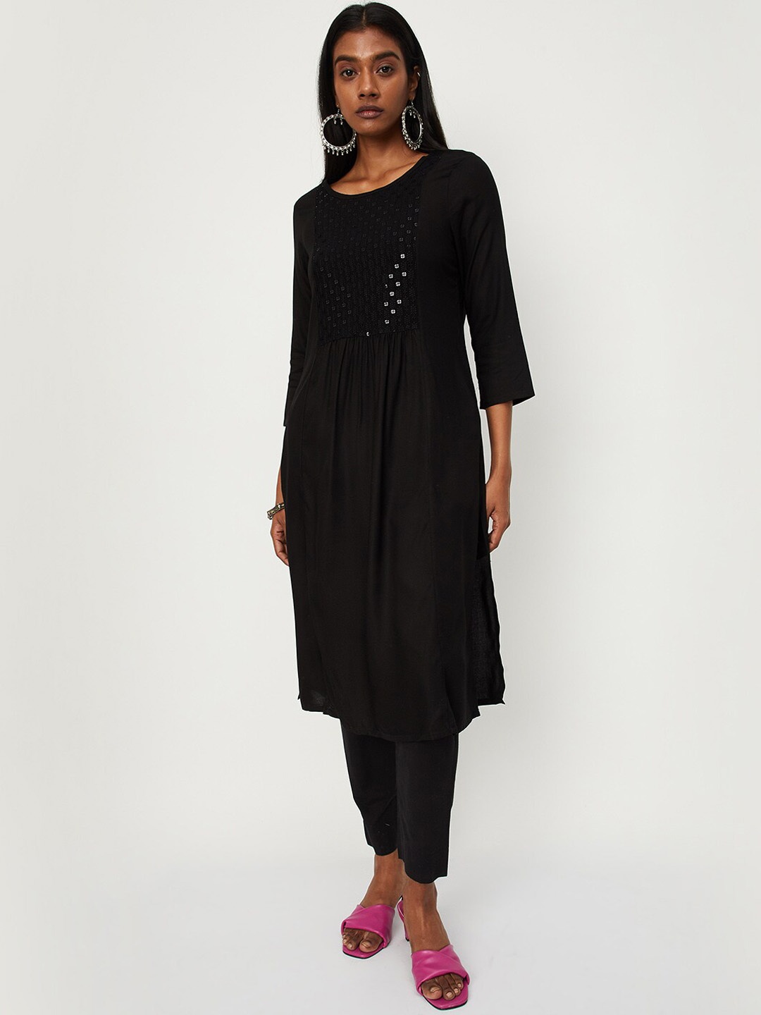 

max Round Neck Sequins Embellished Regular Fit Kurta, Black