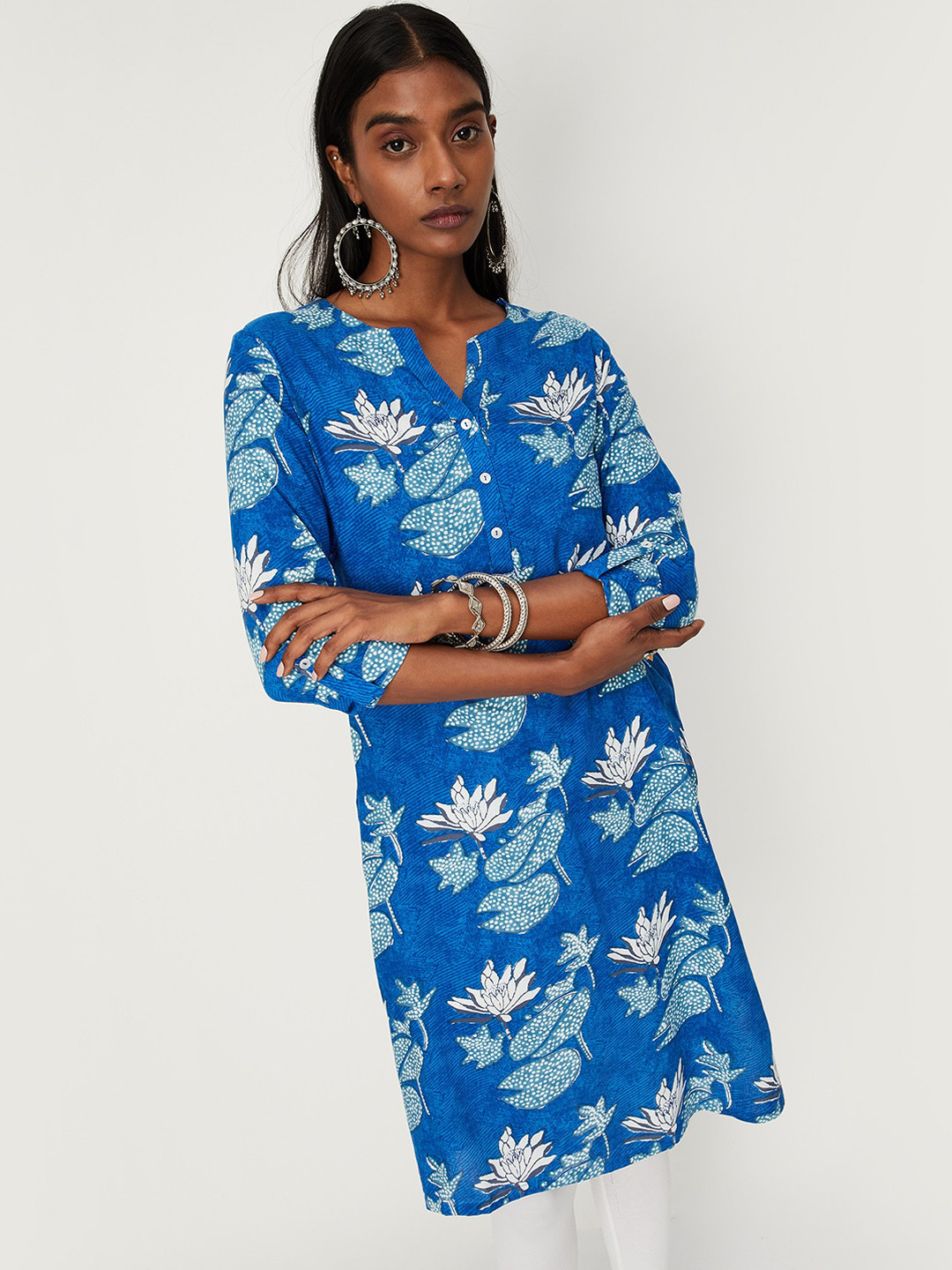

max Floral Printed Notch Neck Regular Kurta, Blue
