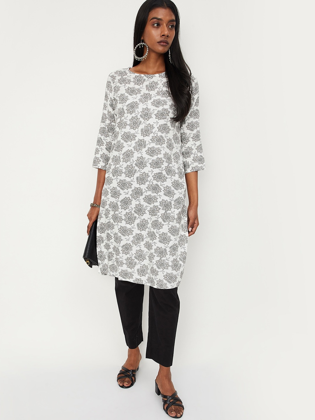 max Floral Printed Floral Round Neck Kurta, Grey