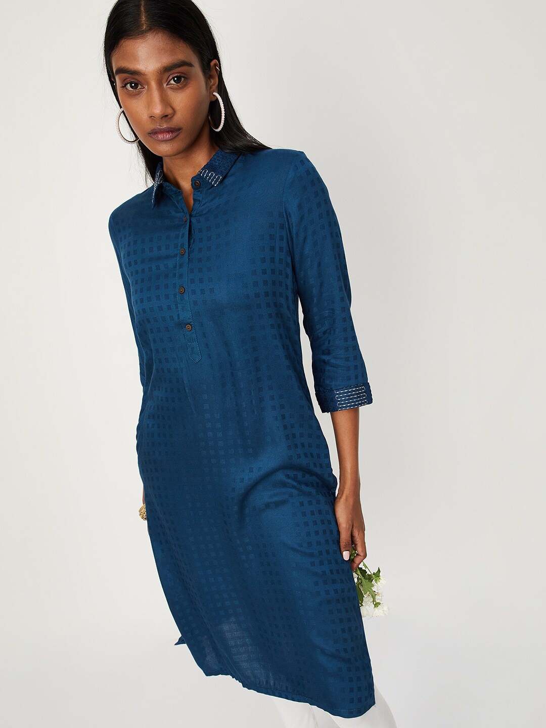 

max Woven Design Shirt Collar Cotton Kurta, Navy blue