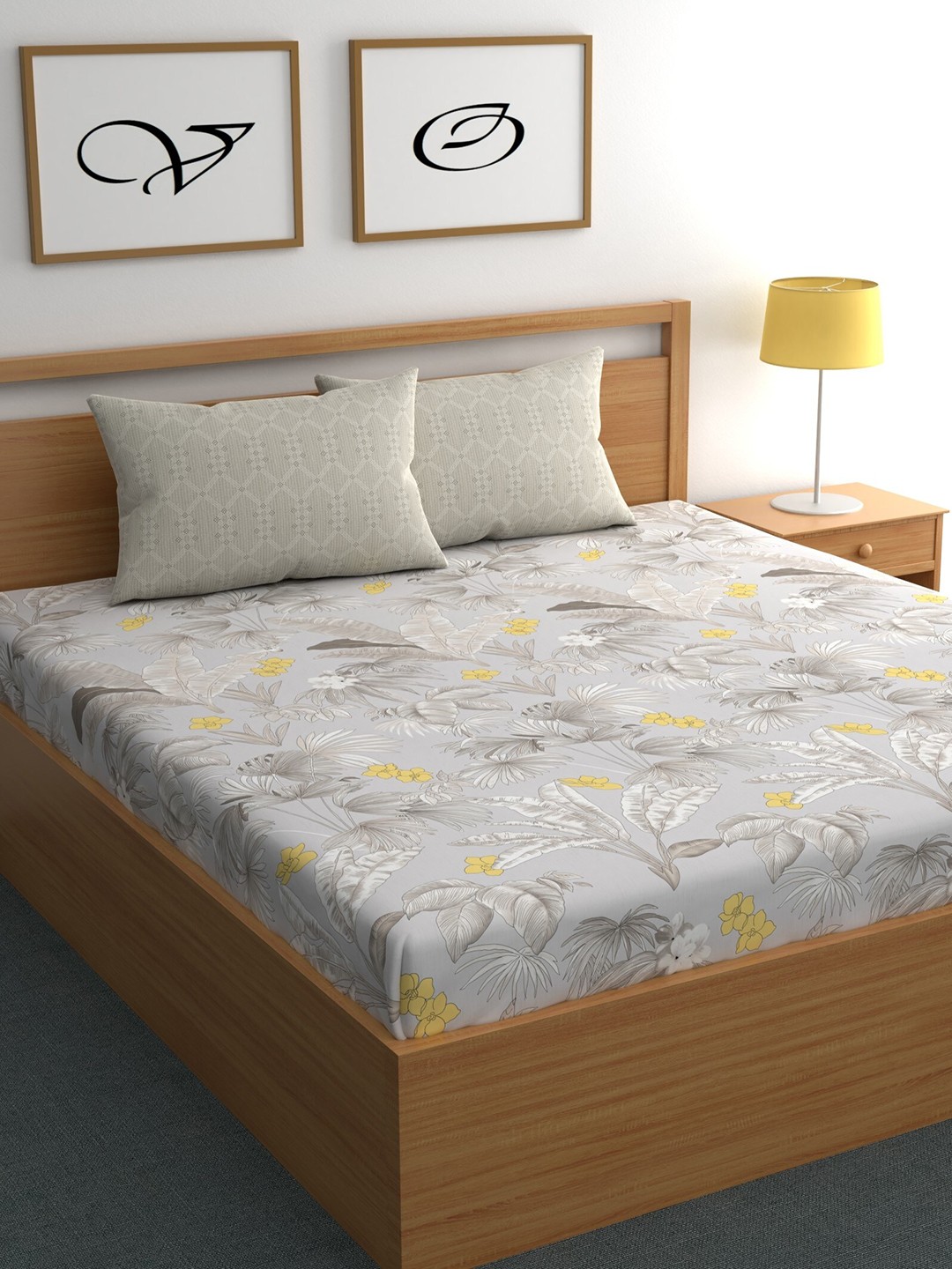 

CHHAVI INDIA Grey & Yellow Floral Ultra Soft 210 TC King Bedsheet with 2 Pillow Covers