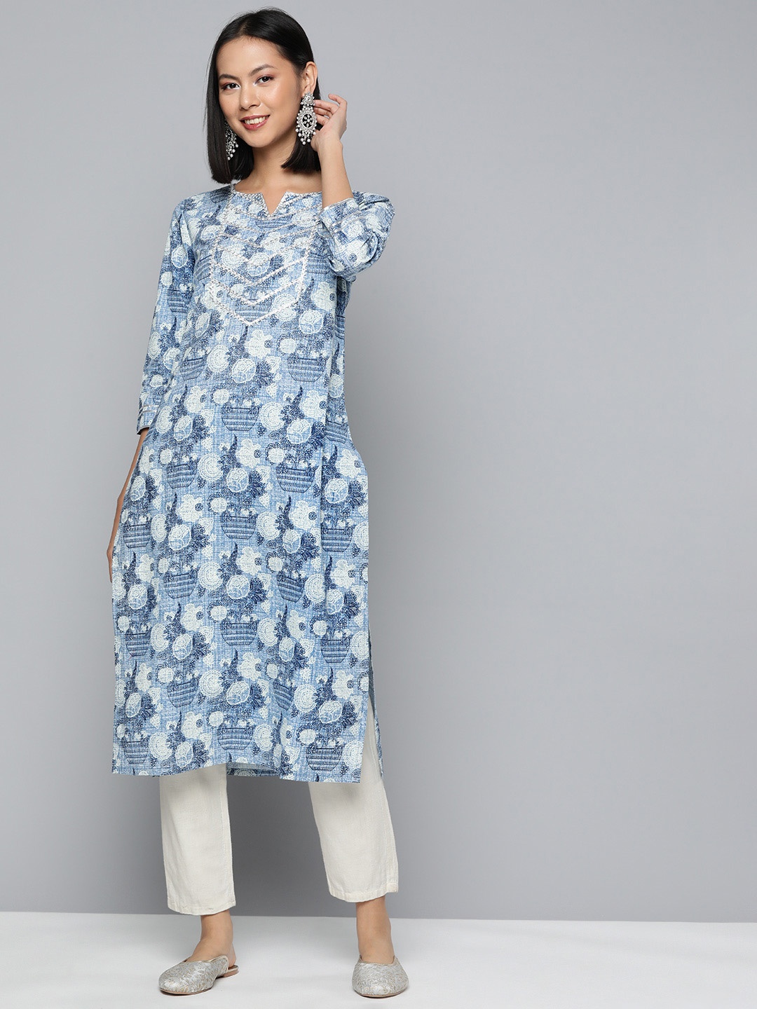 

HERE&NOW Women Floral Printed Gotta Patti Kurta, Blue