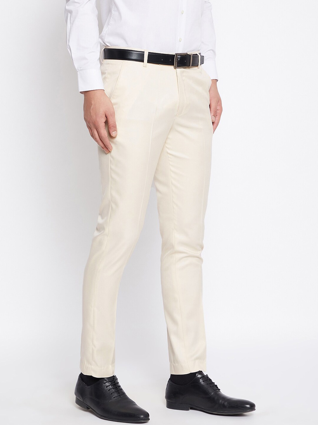 

VEI SASTRE Men Smart Slim Fit Formal Trousers, Cream