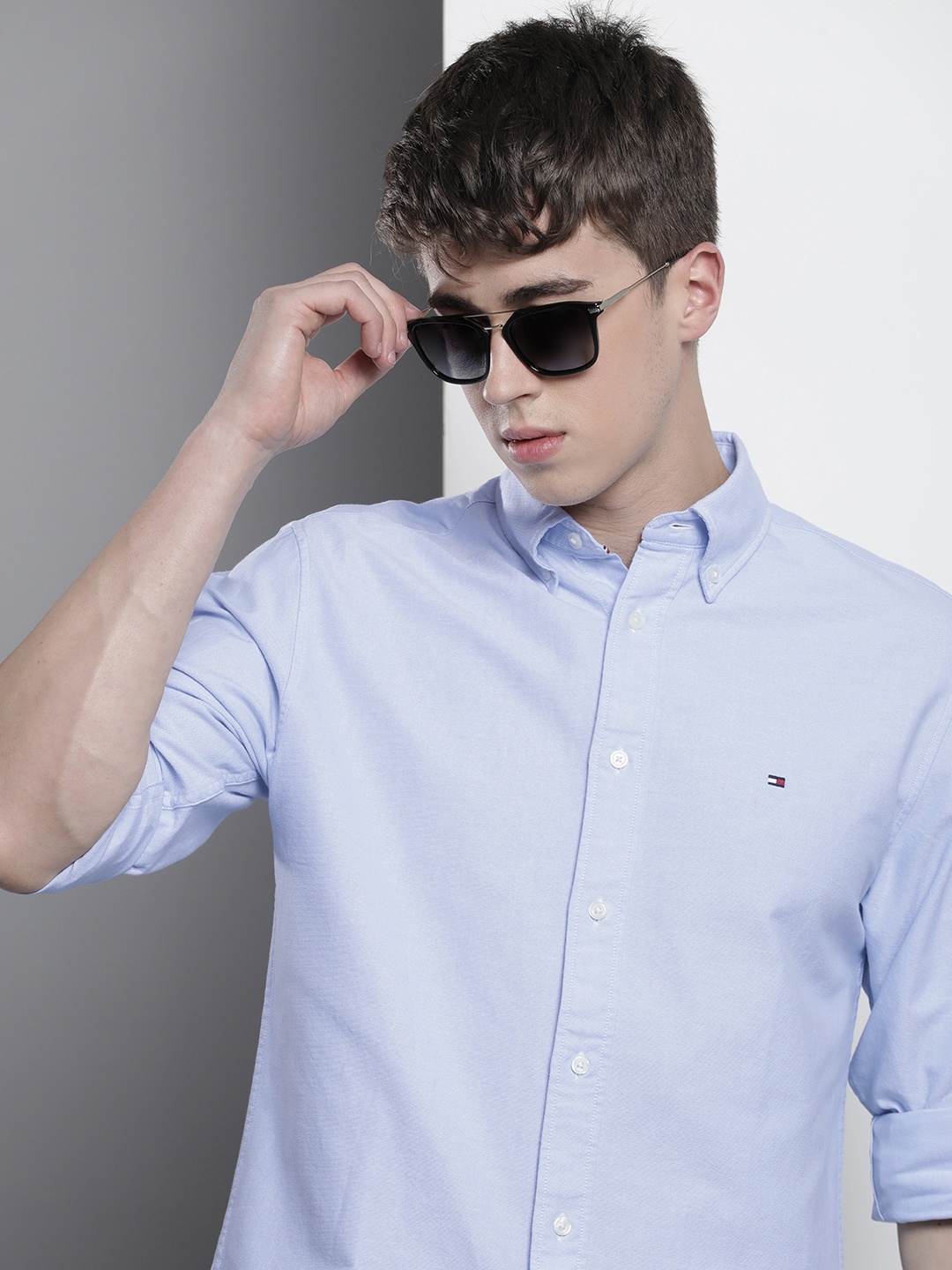 

Tommy Hilfiger Textured Pure Cotton Casual Shirt, Blue