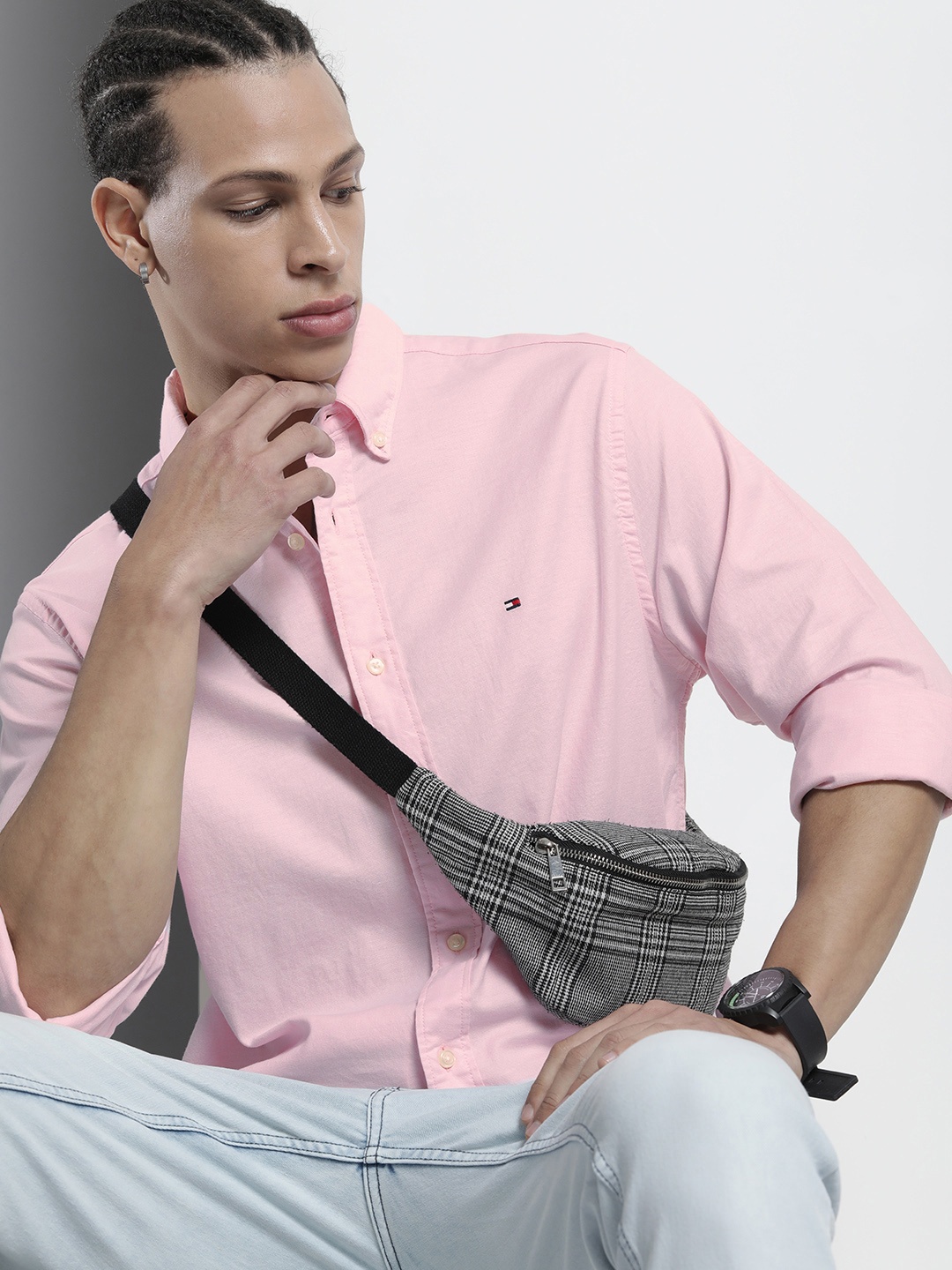 

Tommy Hilfiger Men Button-Down Collar Casual Shirt, Pink