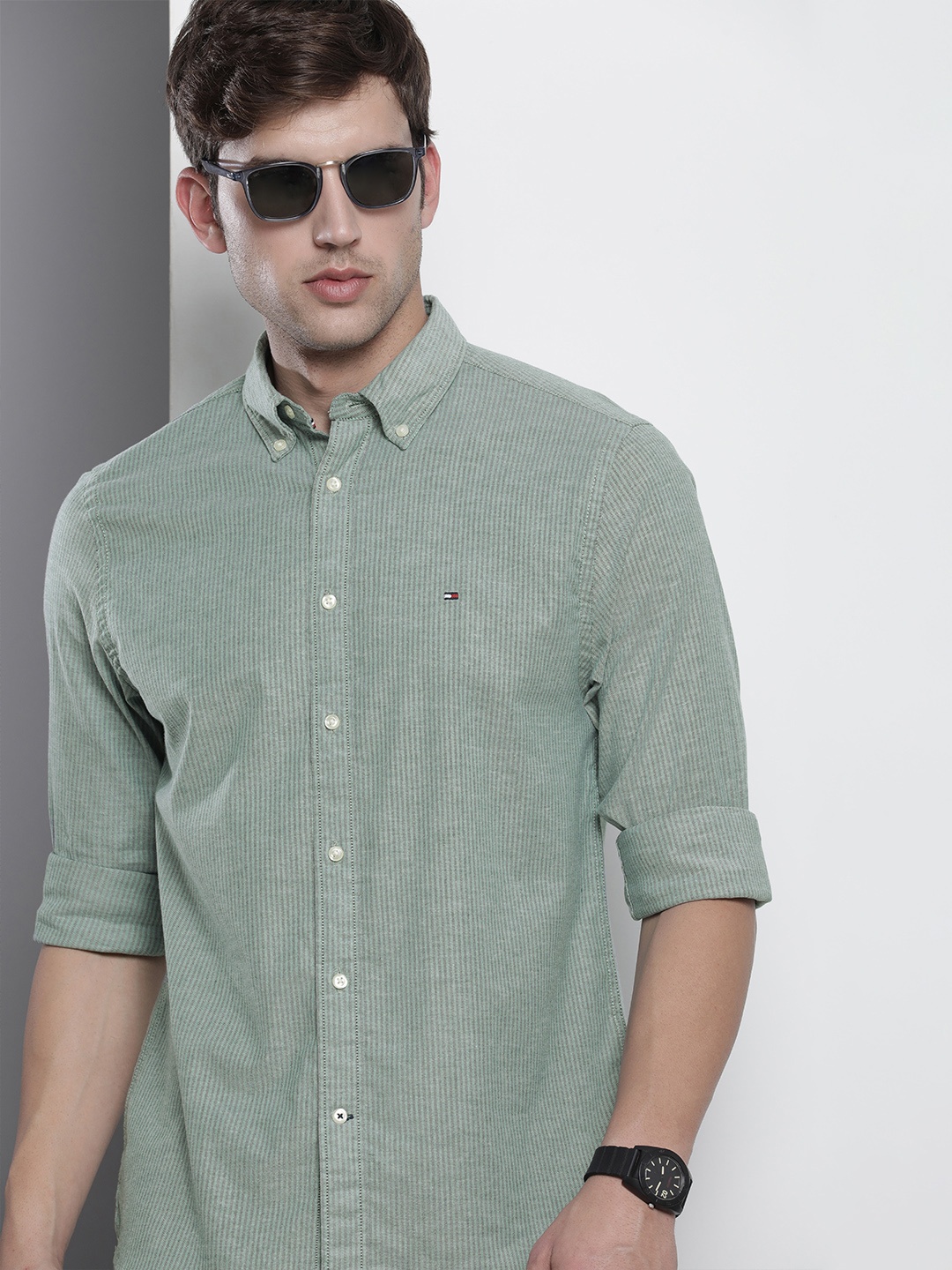 

Tommy Hilfiger Men Striped Long Sleeves Casual Shirt, Green