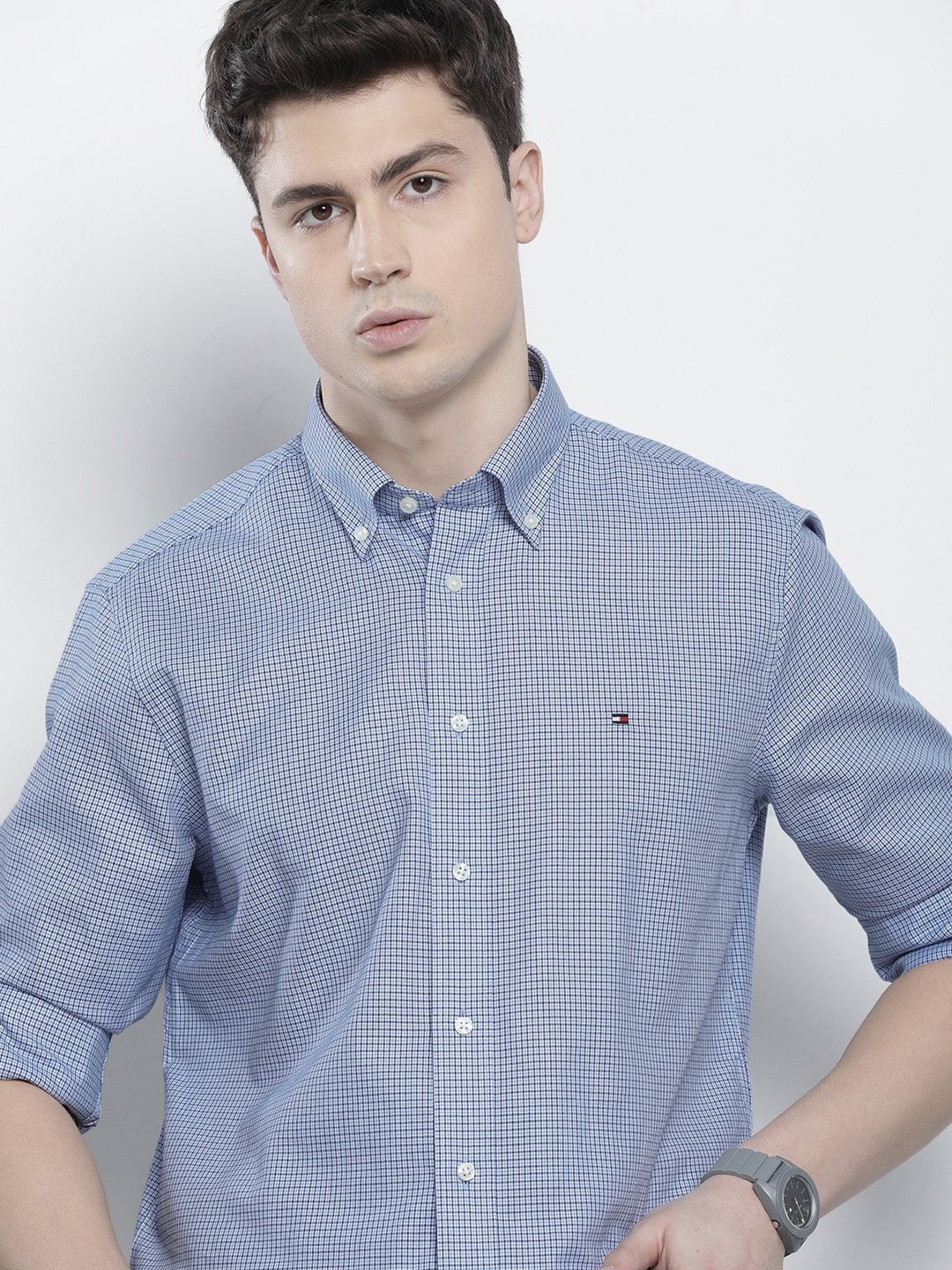 

Tommy Hilfiger Men Pure Cotton Checked Button-Down Collar Casual Shirt, Blue