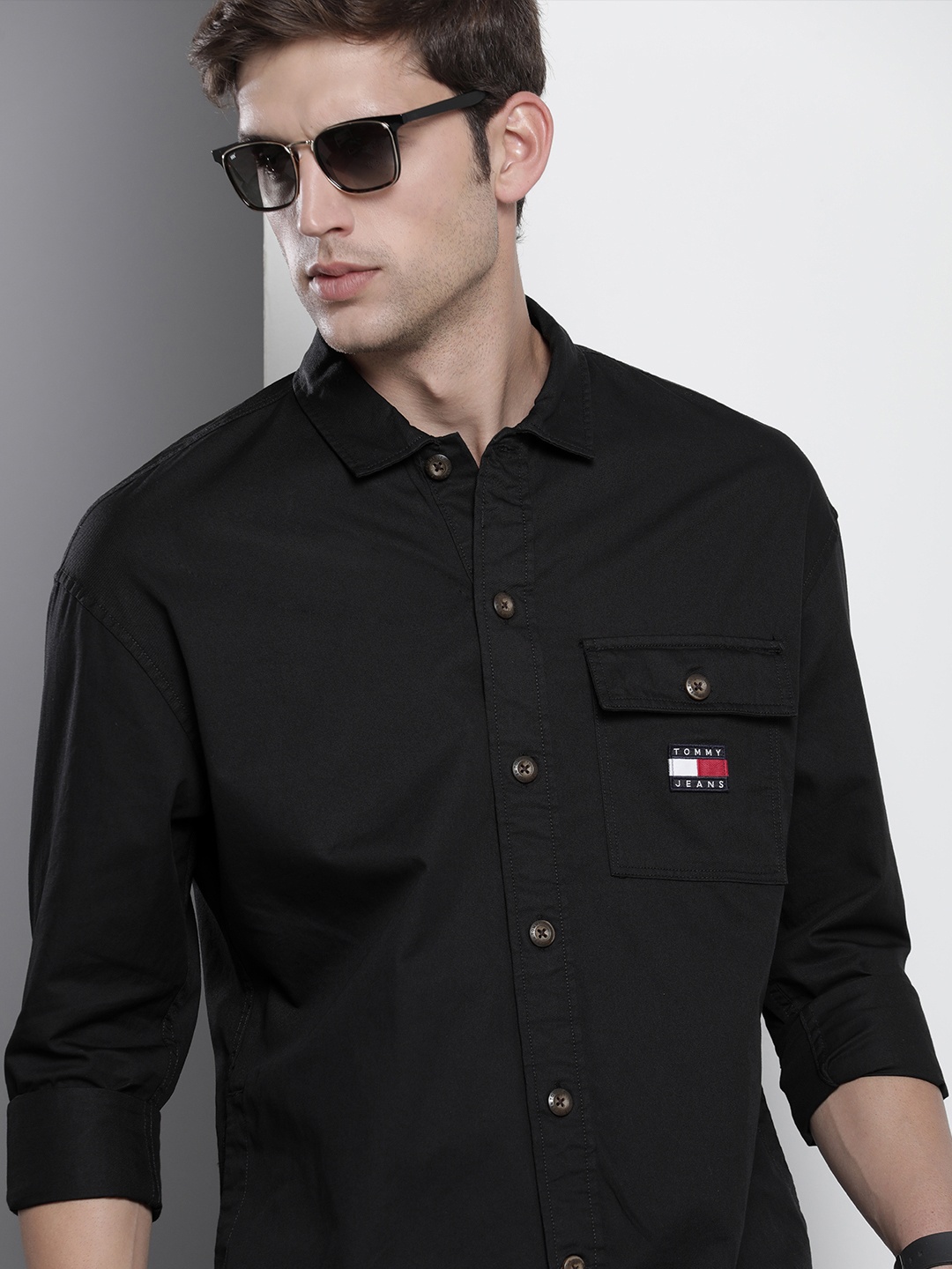 

Tommy Hilfiger Men Solid Oversize Fit Organic Cotton Casual Shirt, Black