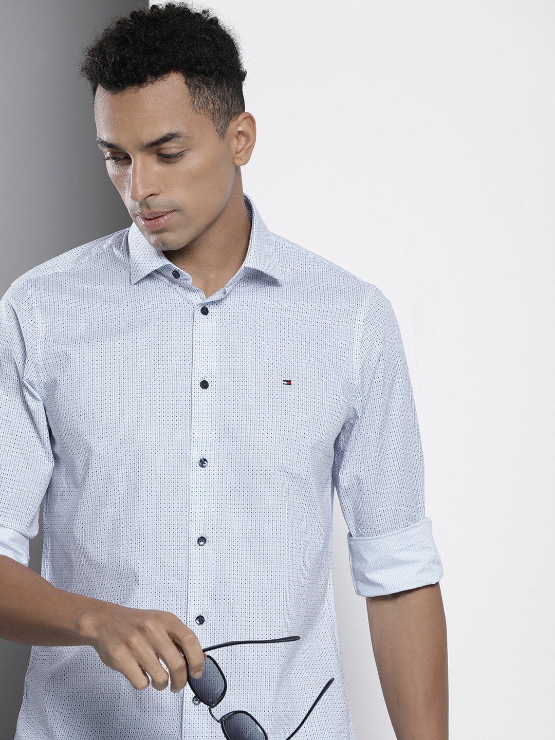 

Tommy Hilfiger Slim Fit Geometric Printed Pure Cotton Casual Shirt, Blue