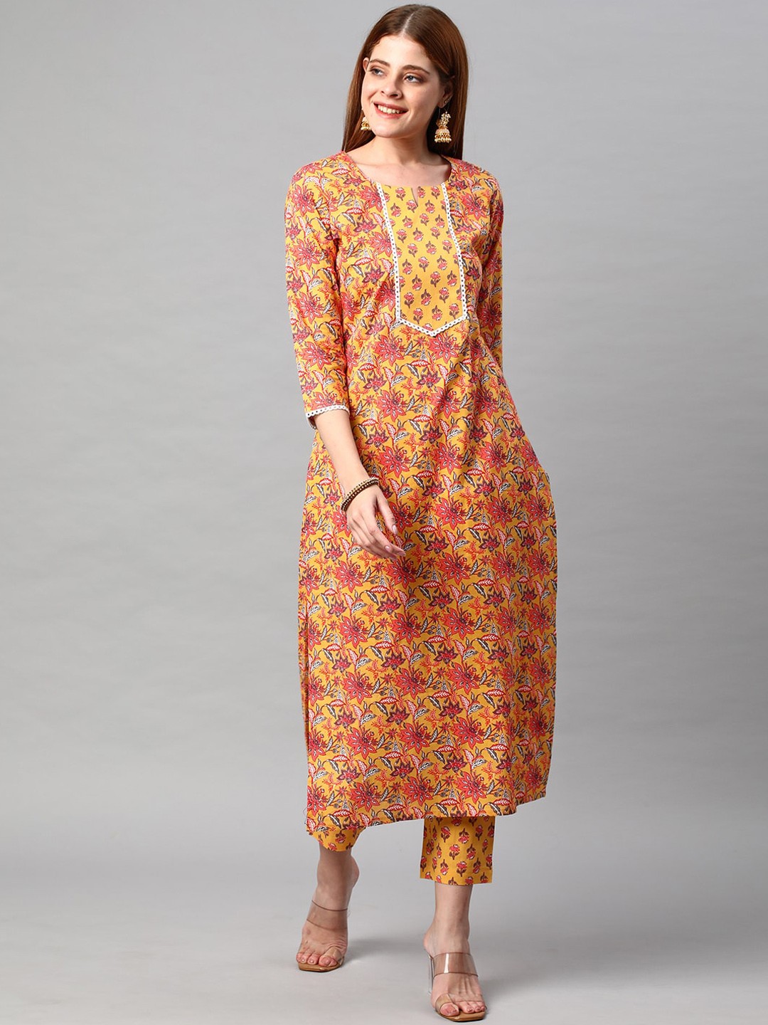 

KALINI Women Floral Printed Kurta with Trouser, Yellow