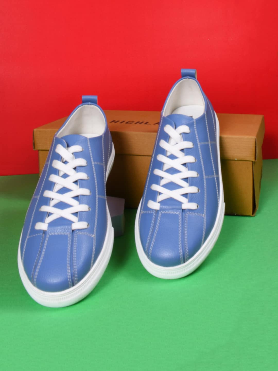 

HIGHLANDER Men Lace-Up Sneakers, Blue