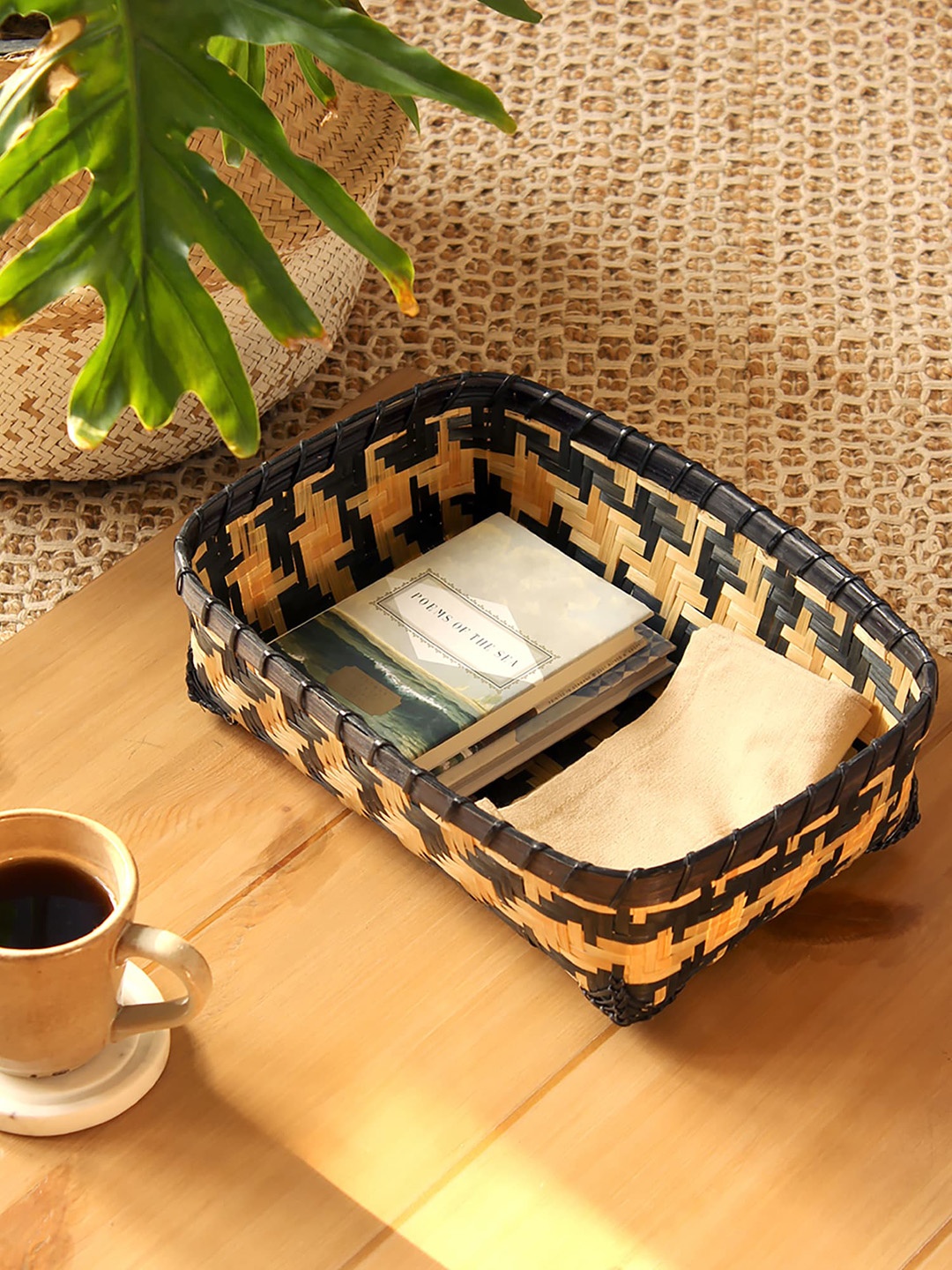 House This Black Bamboo Fruit and Vegetable Basket