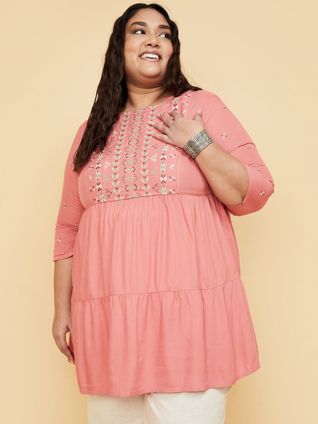 

max Plus Size Embroidered Tiered Longline Cotton Top, Pink
