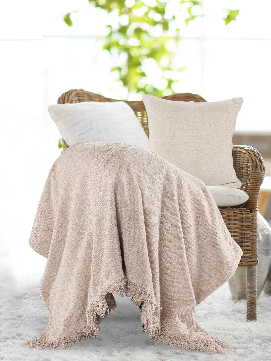 

SASHAA WORLD Self-Design CottonThrow With Cushion, Beige