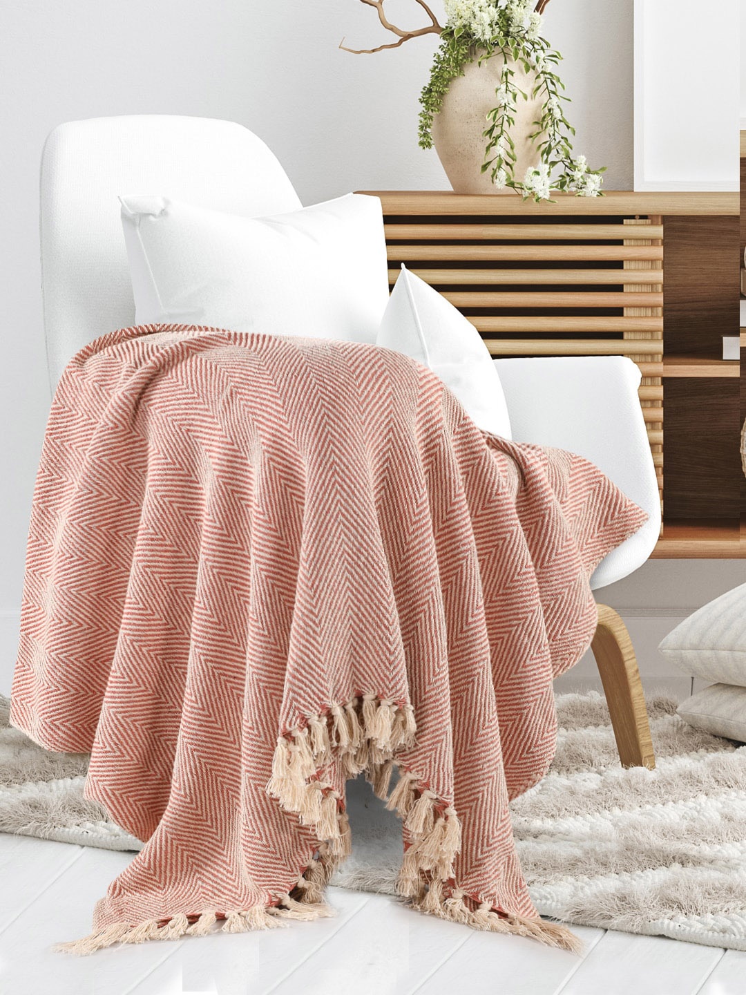 

SASHAA WORLD Self-Design Cotton Throws, Pink
