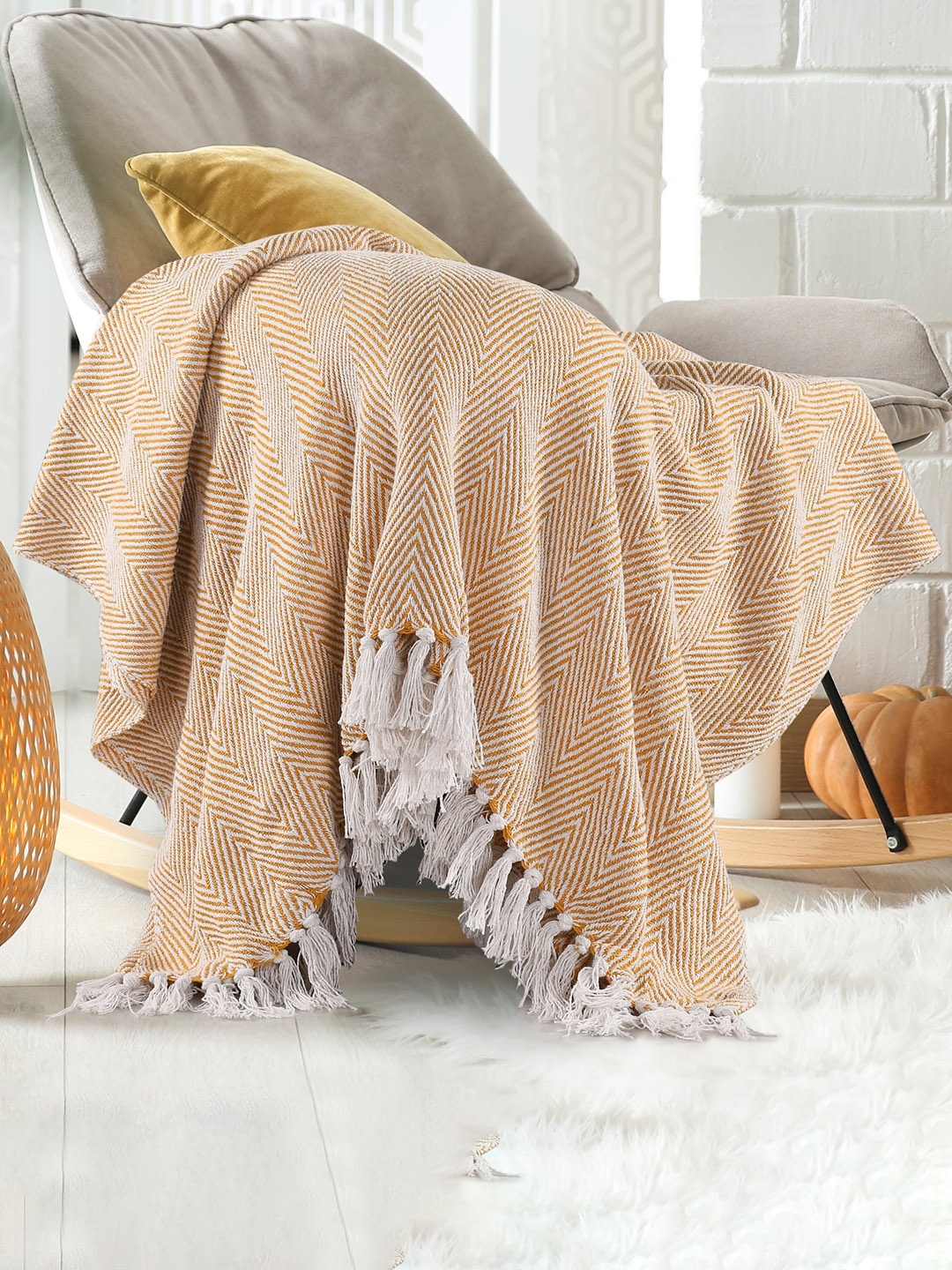 

SASHAA WORLD Self-Design Pure Cotton Blanket, Yellow