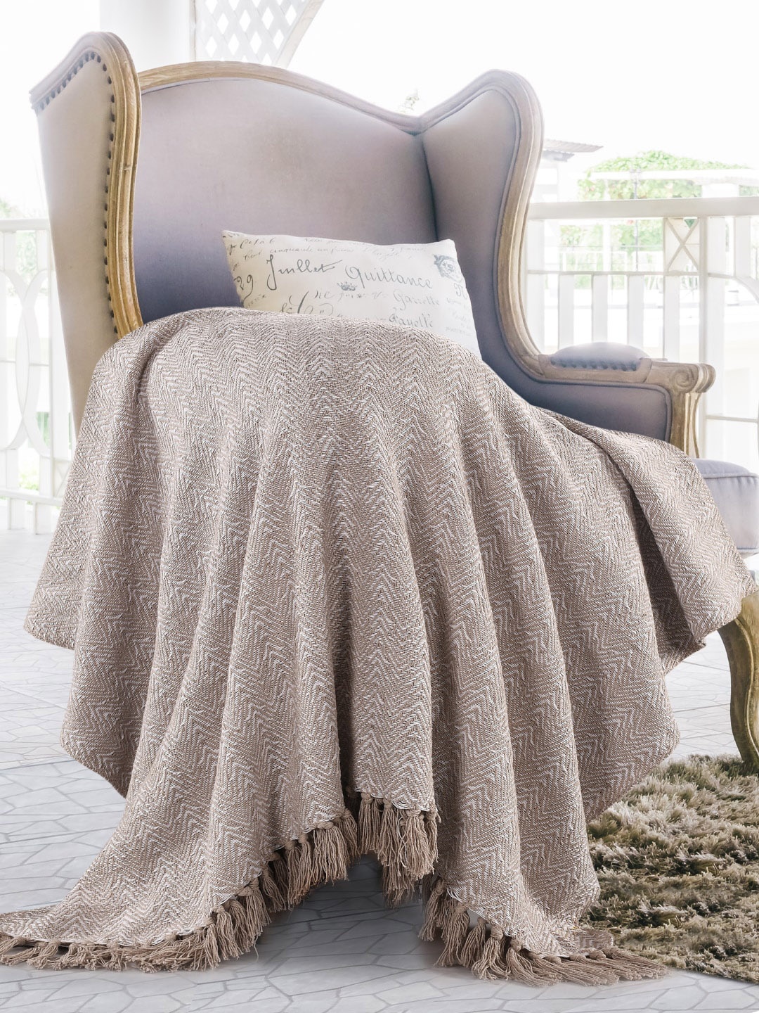 

SASHAA WORLD Self-Designed Cotton Throws, Grey