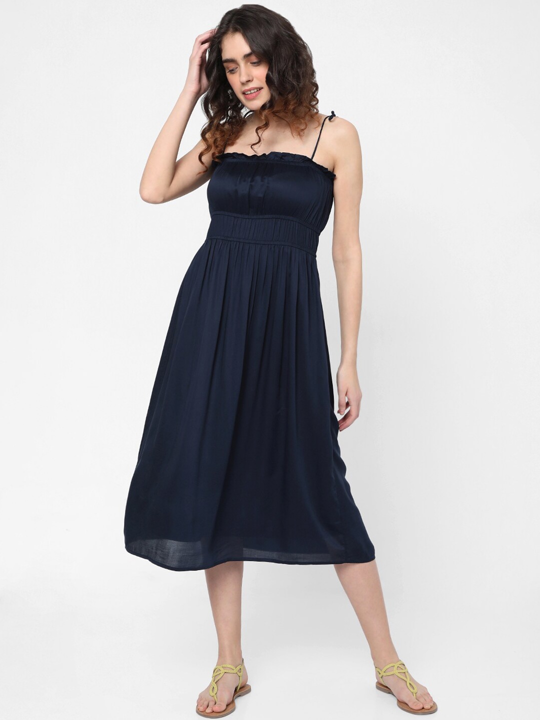 

Vero Moda Sleeveless Shoulder Straps Empire Midi Dress, Navy blue