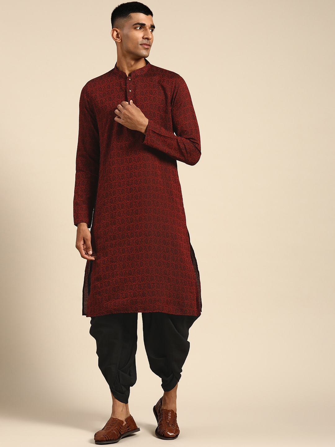 KISAH Men Textured Regular Fit Ethnic Motifs Kurta, Maroon
