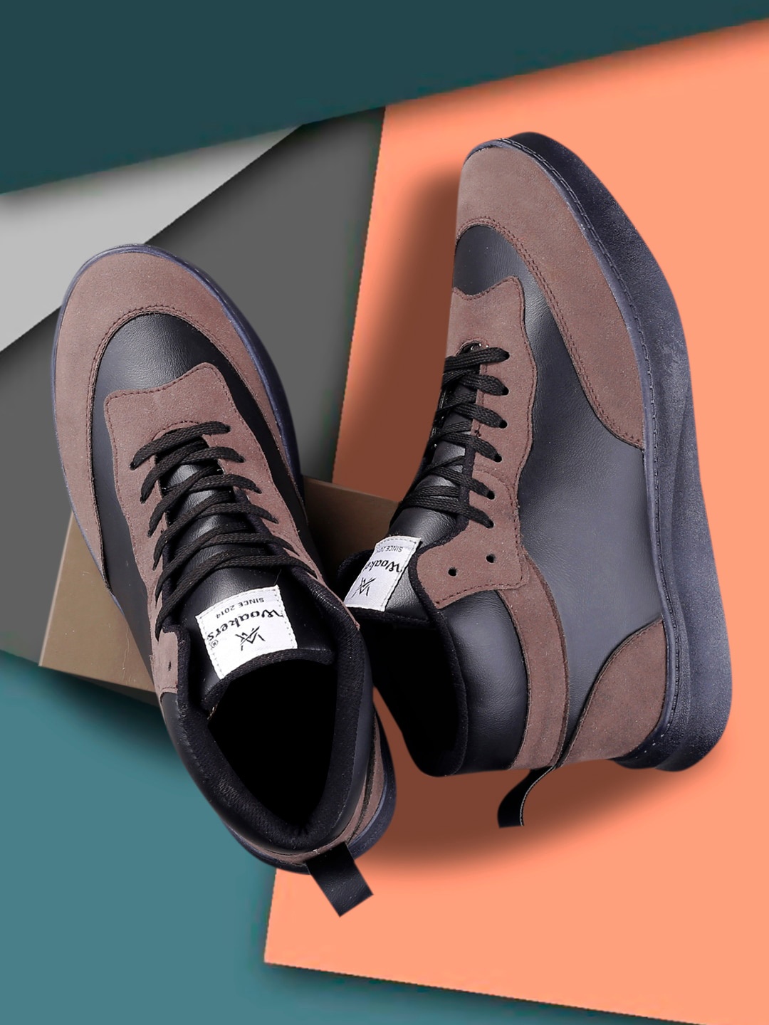 

Woakers Men Colourblocked Sneakers, Brown