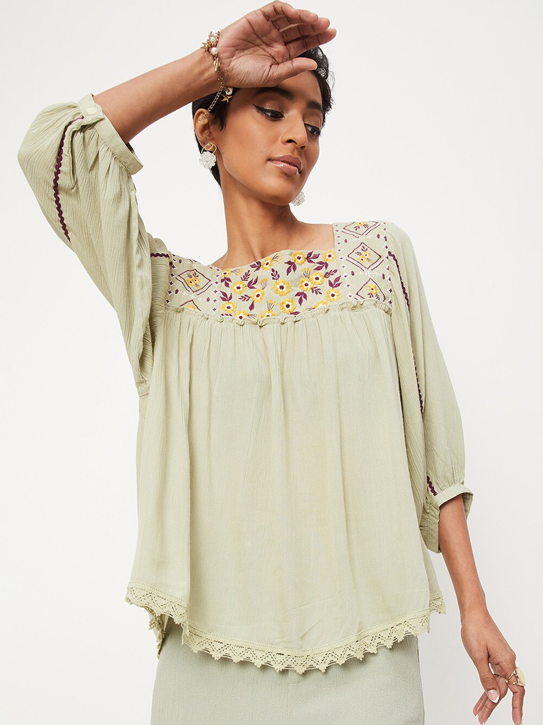 

max Floral Embroidered Top, Olive