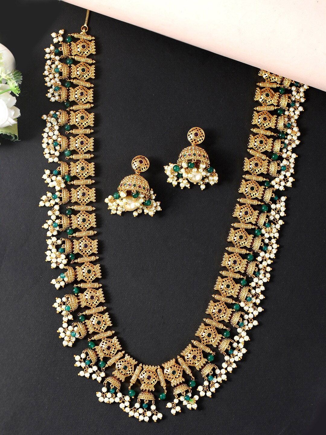 Voylla Gold-Plated Stone-Studded Jewellery Set