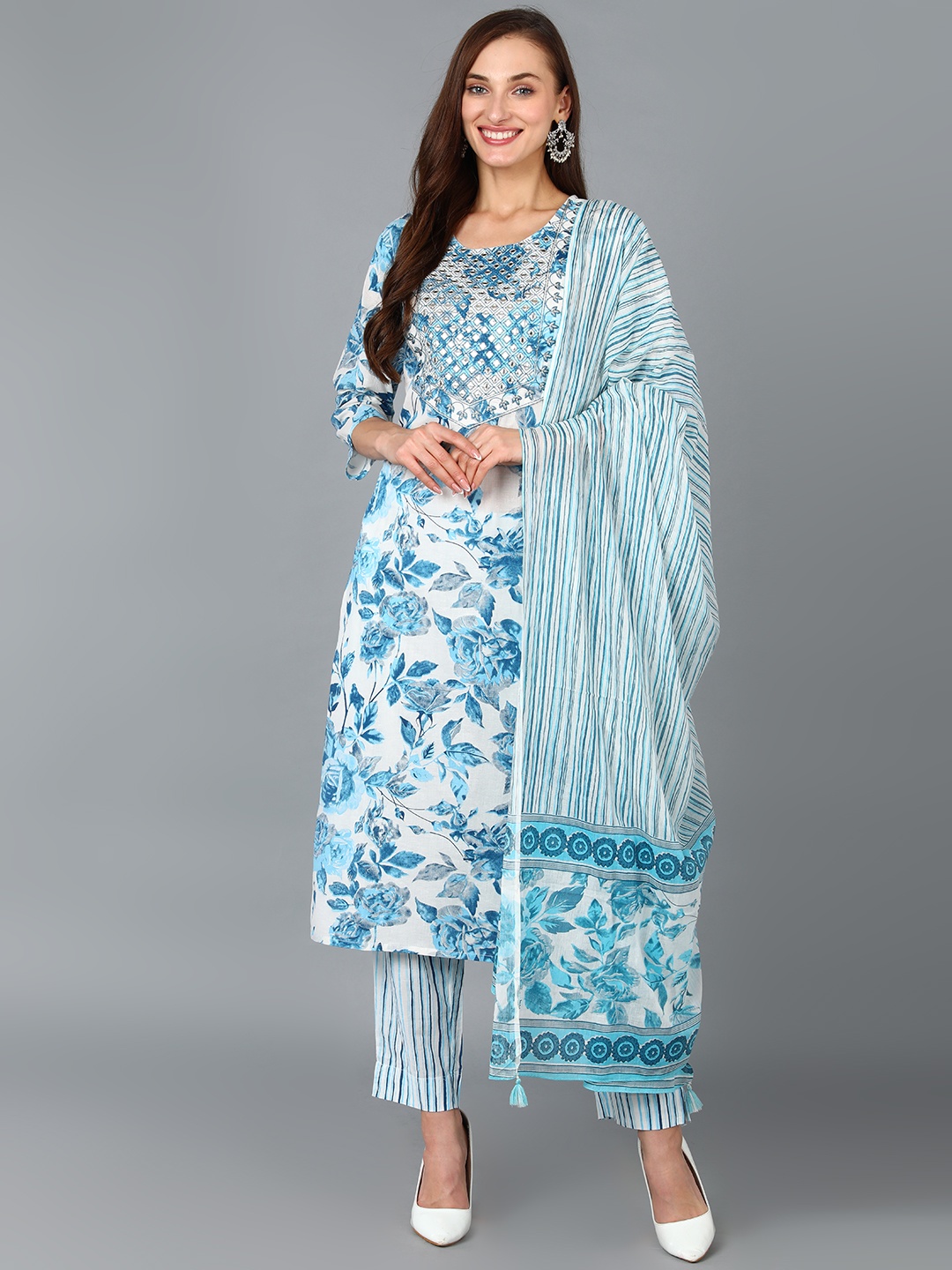 

AHIKA Women Floral Printed Cotton Blend Kurta with Trousers & With Dupatta, Blue