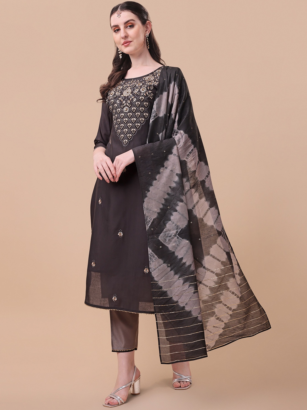 

Berrylicious Women Floral Embroidered Beads and Stones Chanderi Cotton Kurta With Trousers & Dupatta, Grey