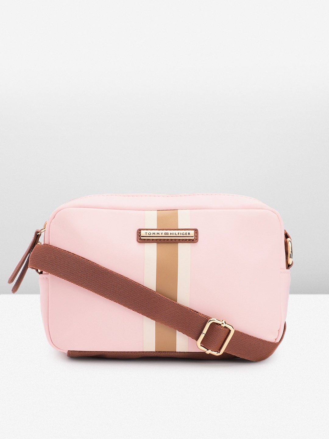 

Tommy Hilfiger Solid Sling Bag, Pink