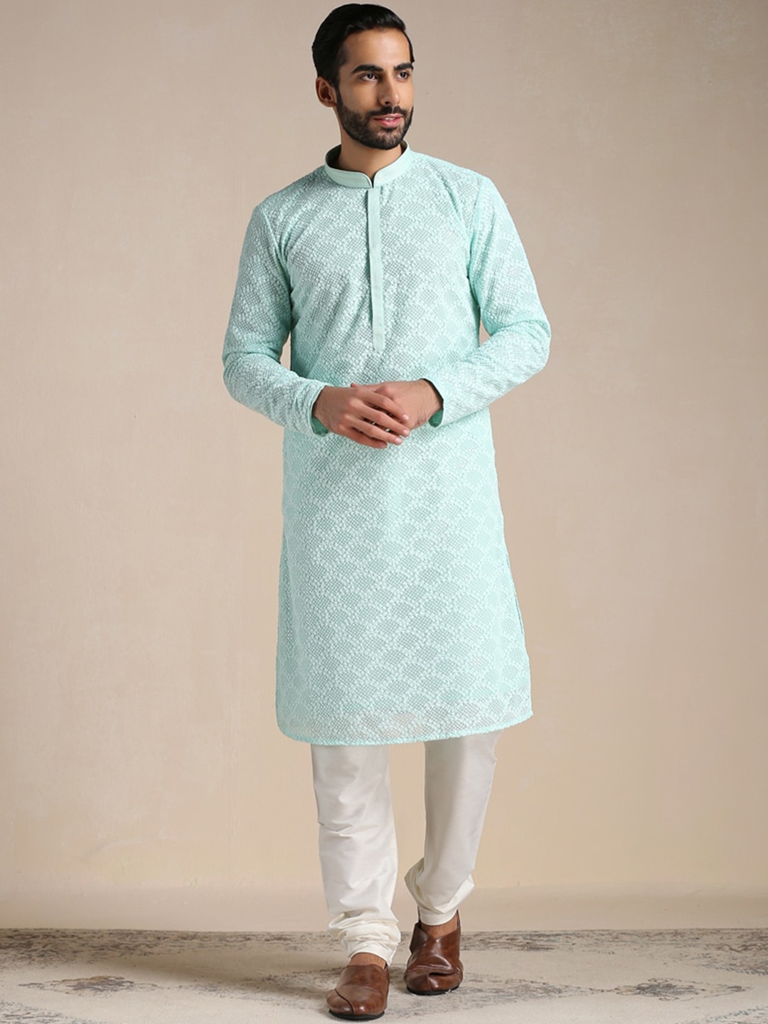 

Manyavar Men Silk Georgette Full Sleeves Kurta With Churidar, Green