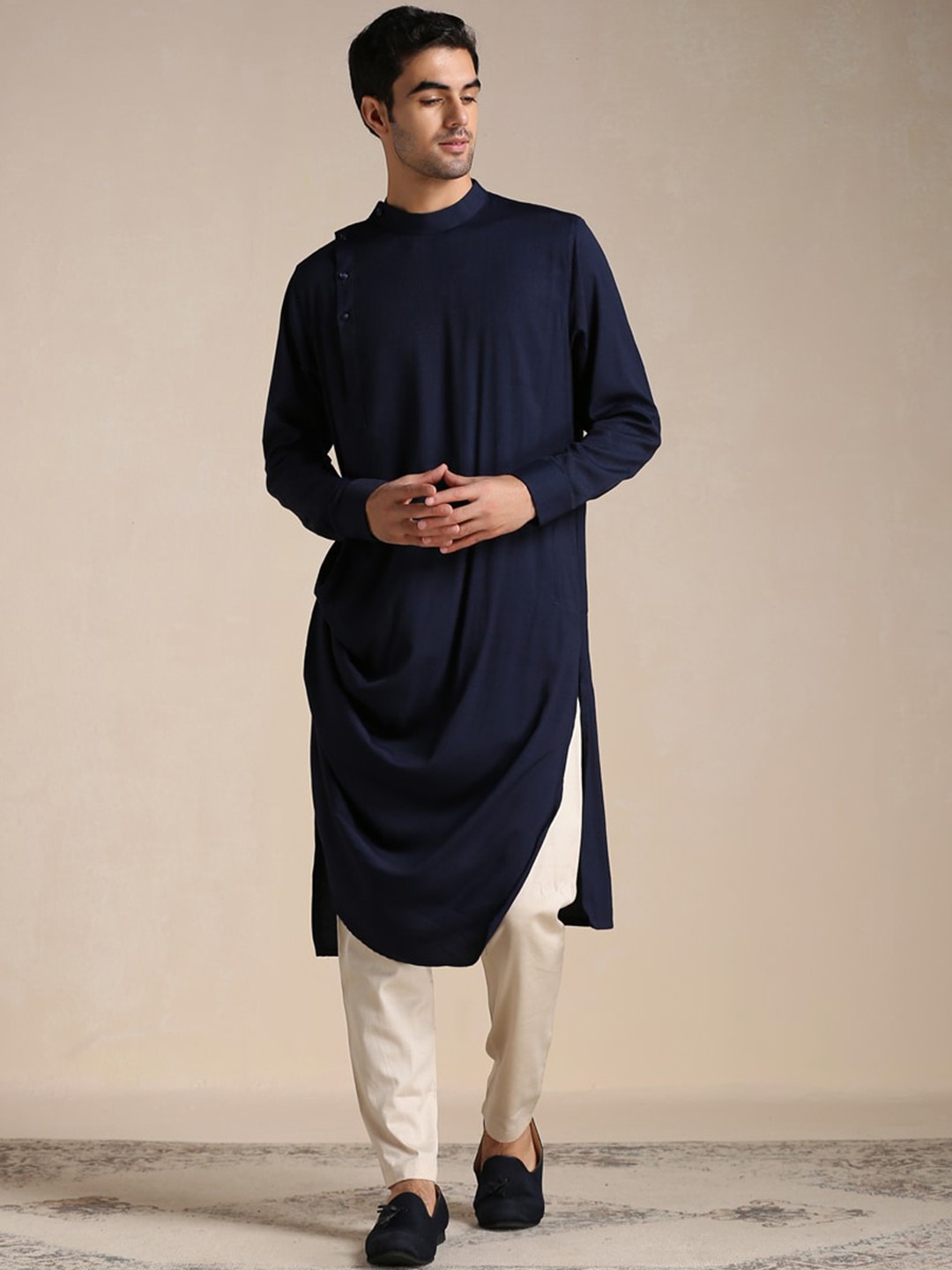 

Manyavar Men Full Sleeves Kurta and Churidar with Nehru Jacket, Blue