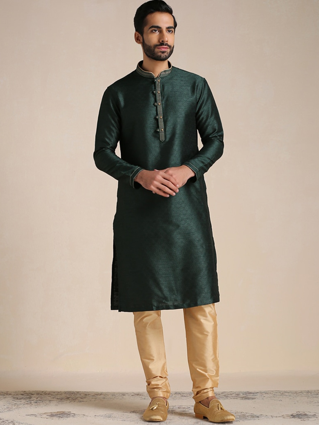 

Manyavar Men Full Sleeves Kurta With Churidar, Green