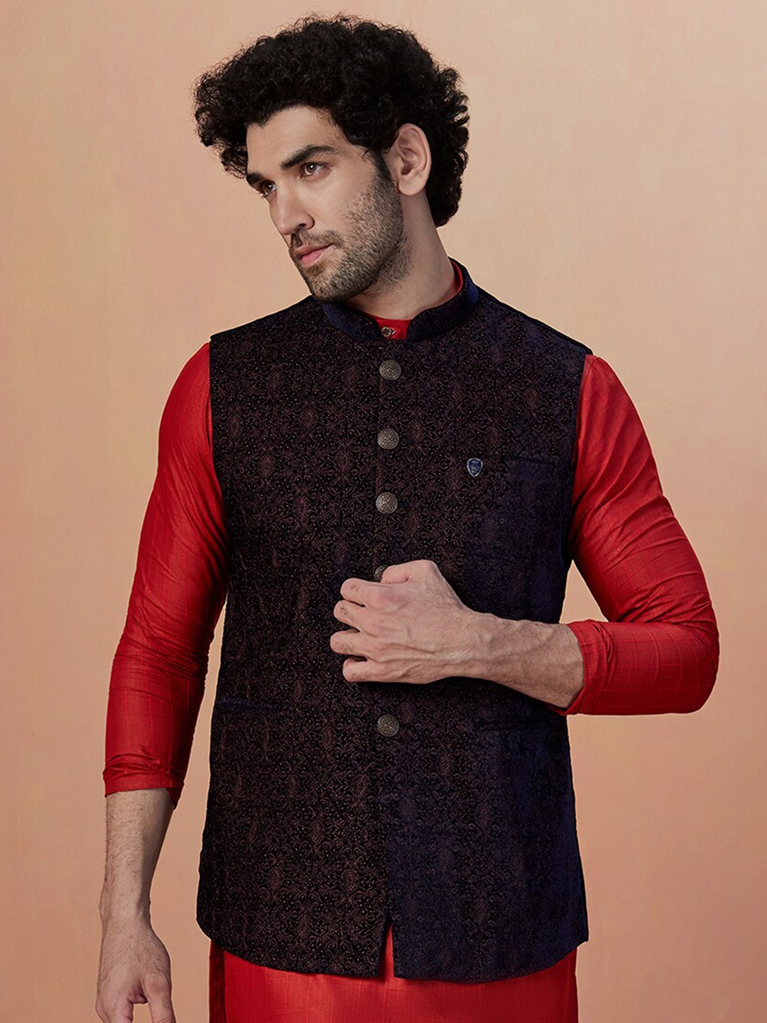 

Manyavar Men Printed Sleeveless Nehru Jacket, Blue